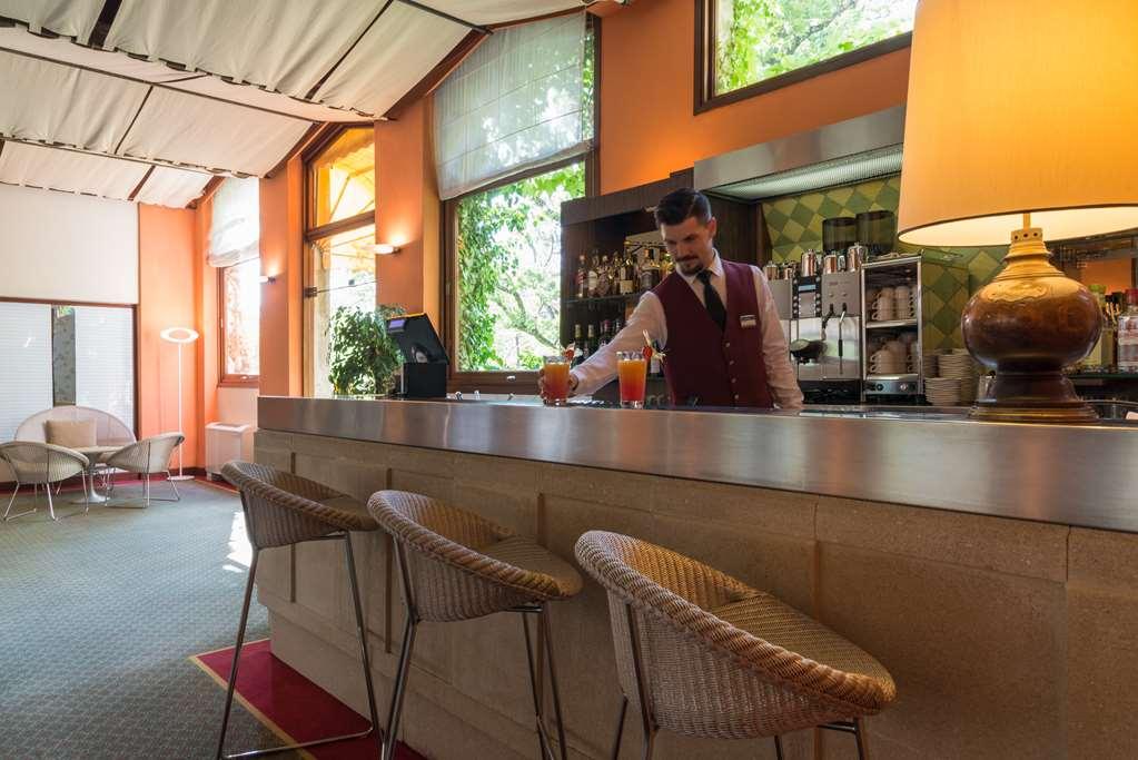Villa Borghese, The Originals Relais Греу-ле-Бен Ресторан фото