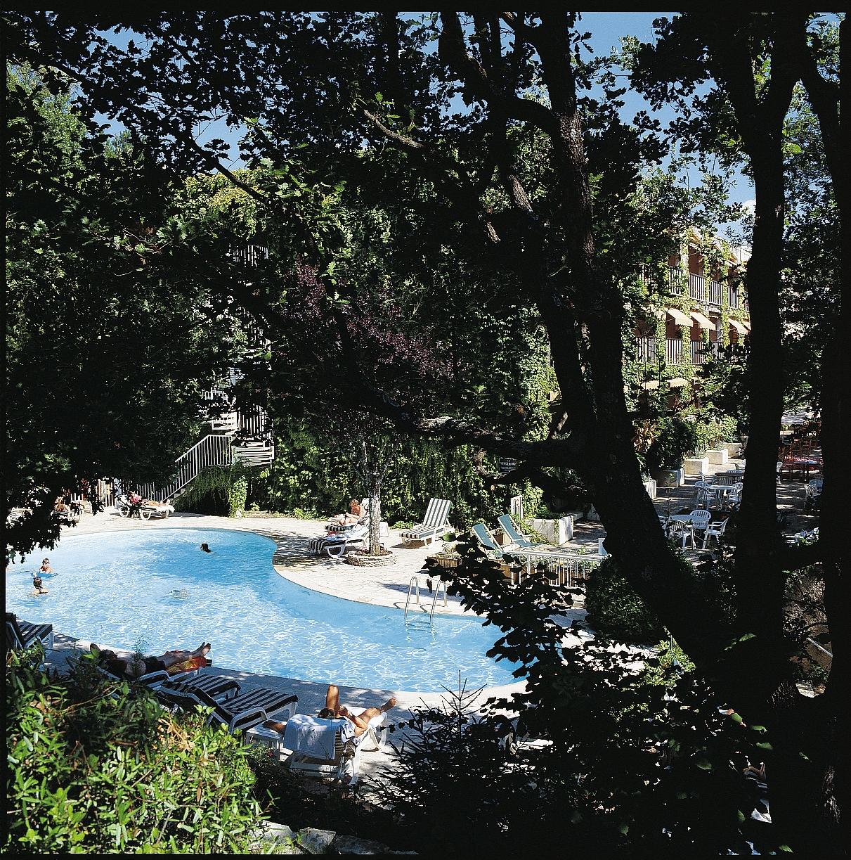 Villa Borghese, The Originals Relais Греу-ле-Бен Екстер'єр фото