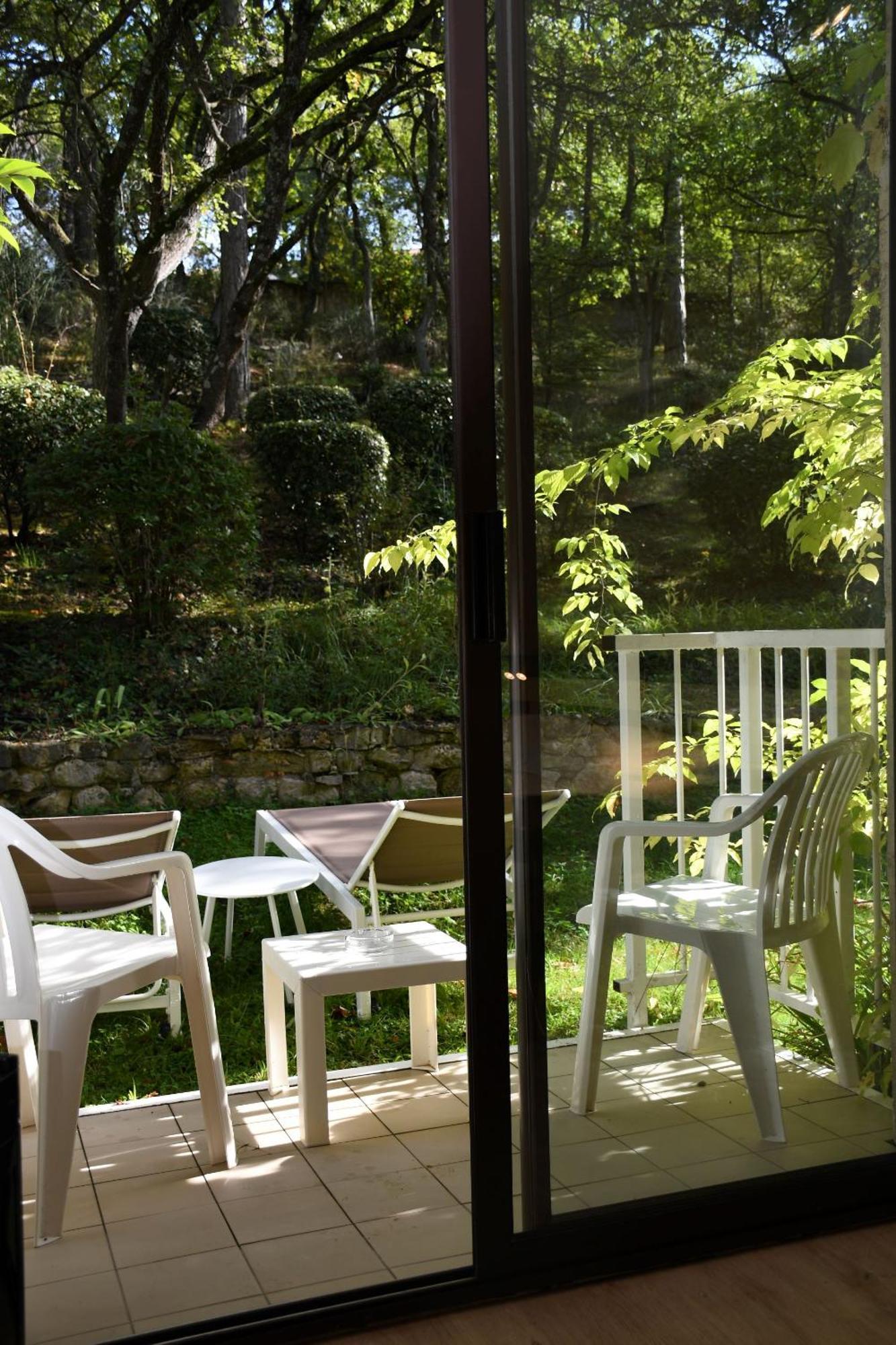 Villa Borghese, The Originals Relais Греу-ле-Бен Екстер'єр фото