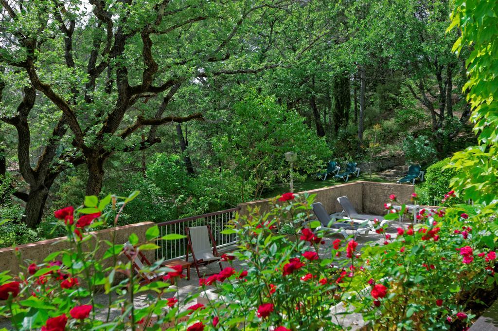 Villa Borghese, The Originals Relais Греу-ле-Бен Екстер'єр фото